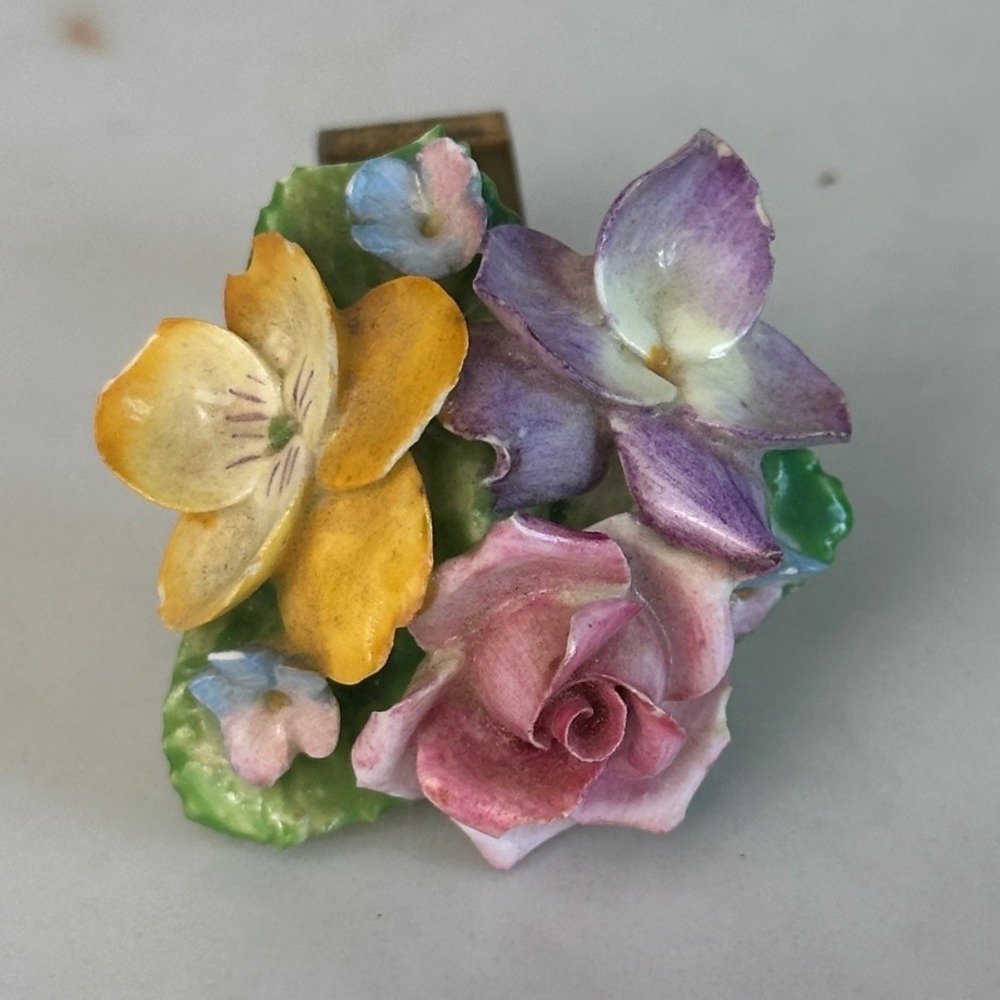 Vintage Coalport‎ China Floral Brooch Hand Painted Porcelain Flowers England
